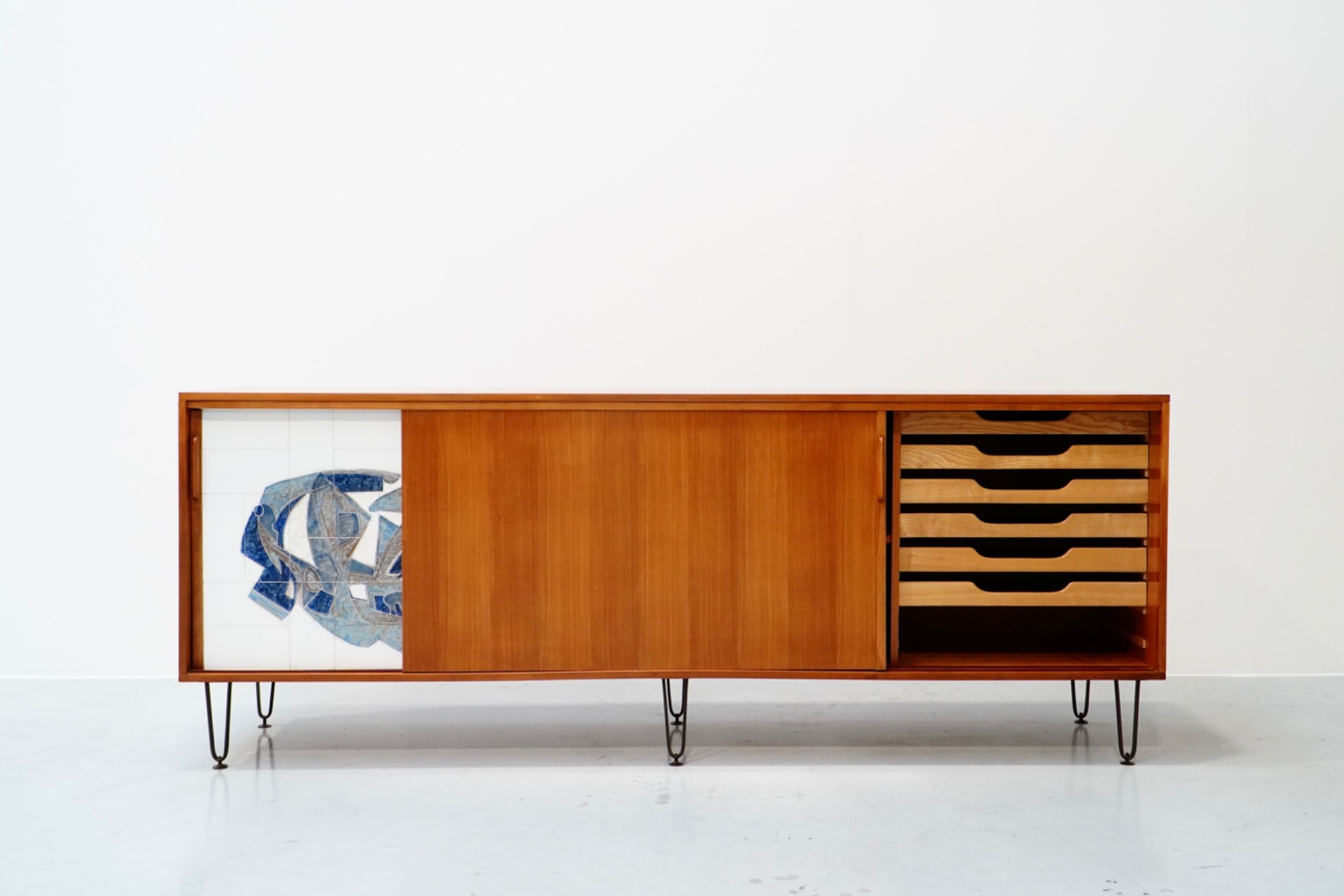 Alfred Hendrickx, Sideboard with Ceramic Art Illustration by Willy